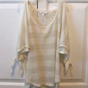 Lightweight Sweater with a Tie Sleeves